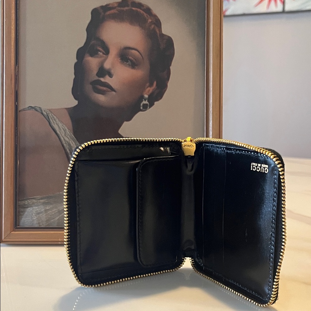 Gucci Black Leather Vintage Wallet - Picture 6 of 10